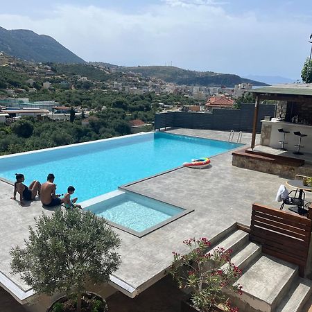 Royal 1967 Bed and Breakfast Himare Buitenkant foto