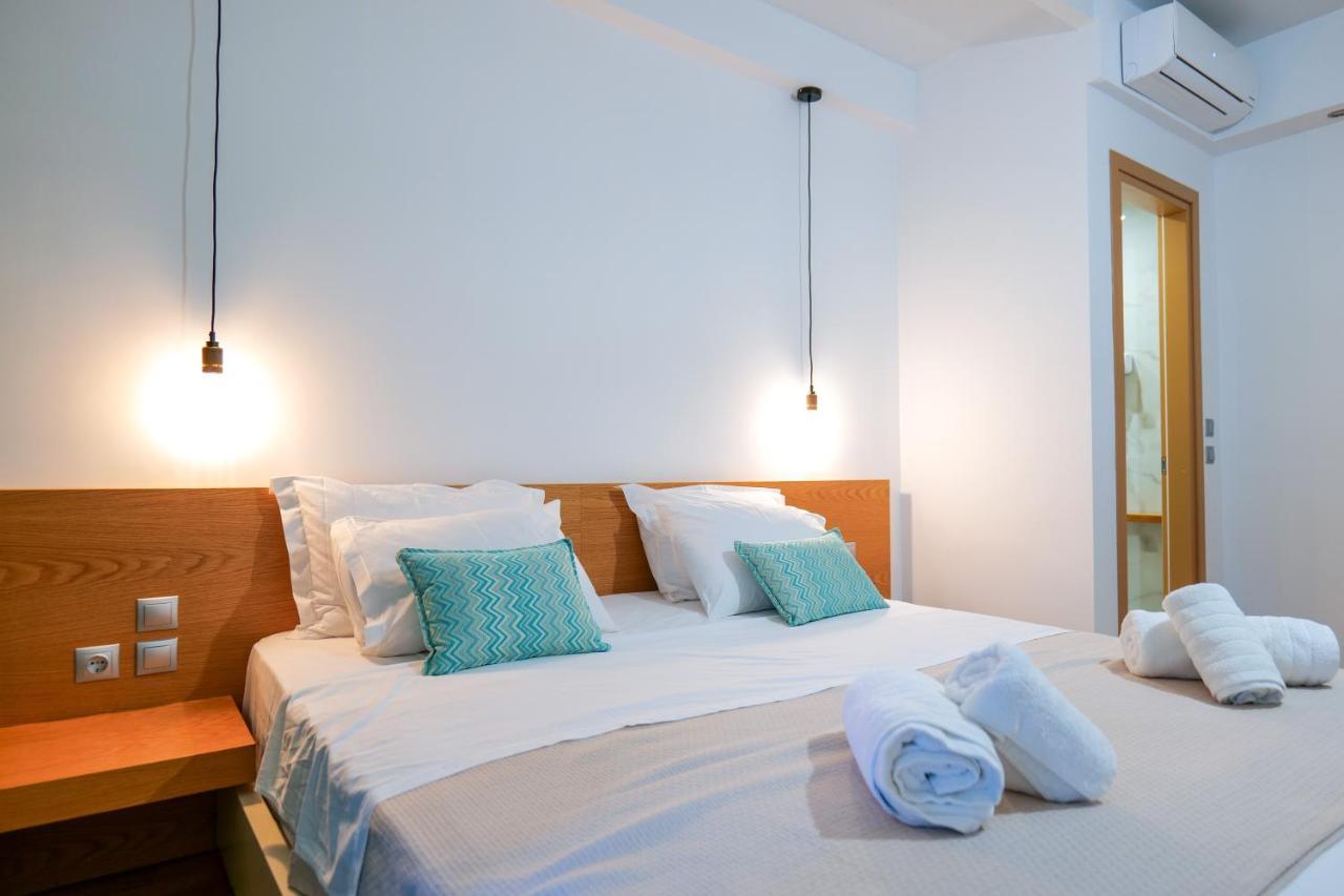 Royal 1967 Bed and Breakfast Himare Buitenkant foto