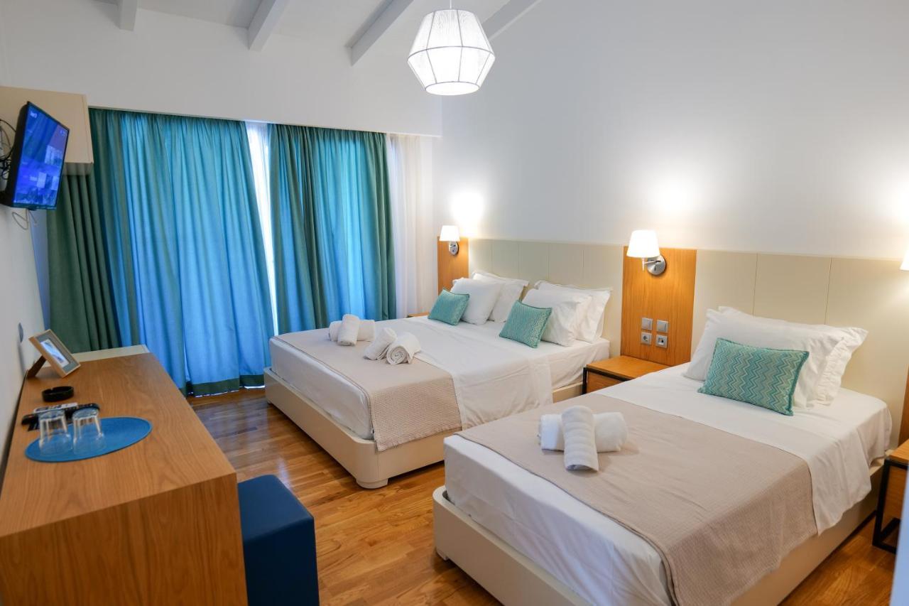 Royal 1967 Bed and Breakfast Himare Buitenkant foto