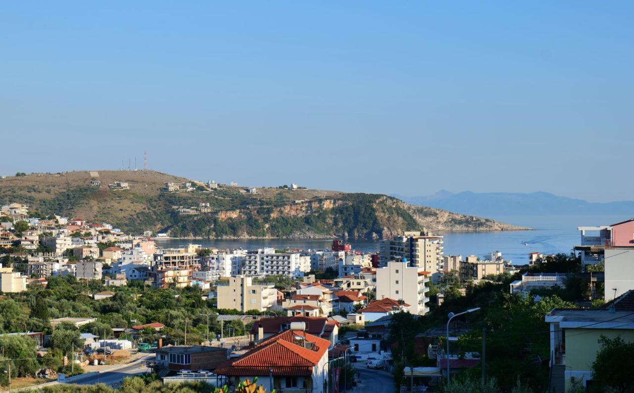 Royal 1967 Bed and Breakfast Himare Buitenkant foto