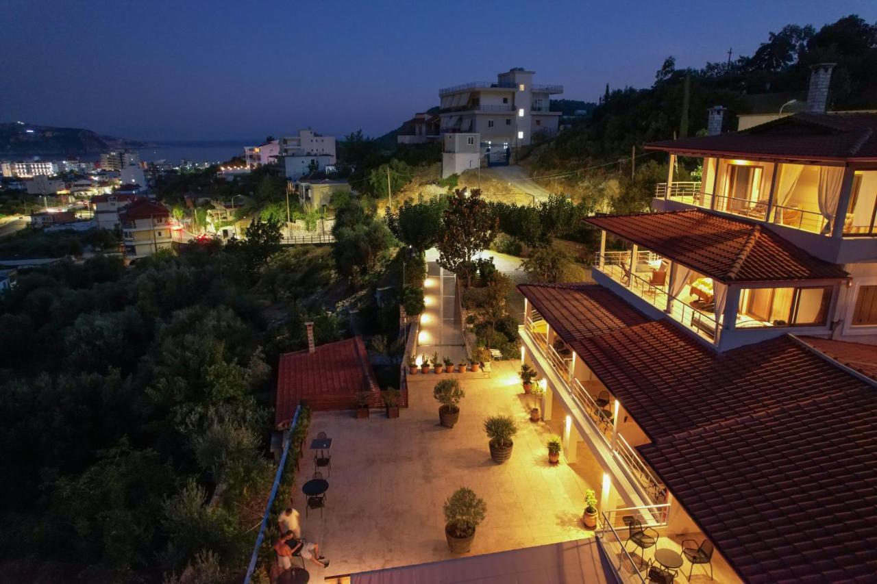 Royal 1967 Bed and Breakfast Himare Buitenkant foto
